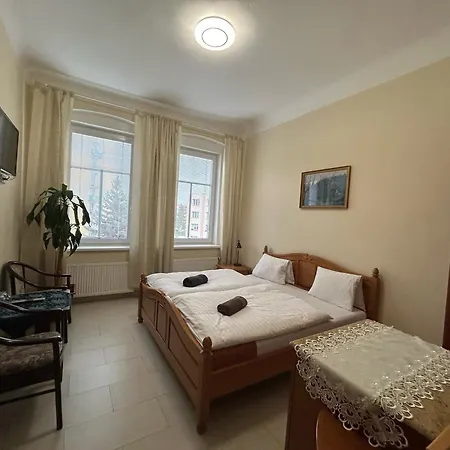 Monika Hotel *