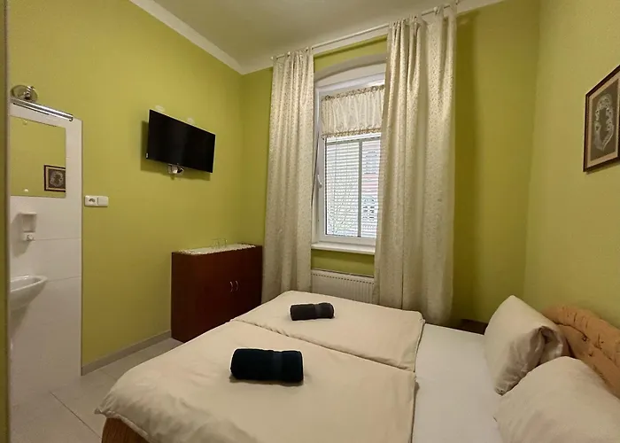 Hotell Monika *
