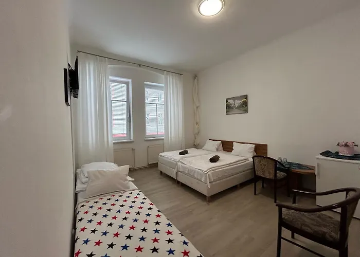Hotell Monika *